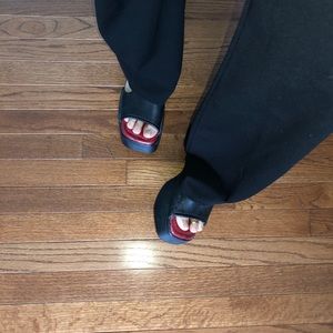 Leather chunky platform sandals